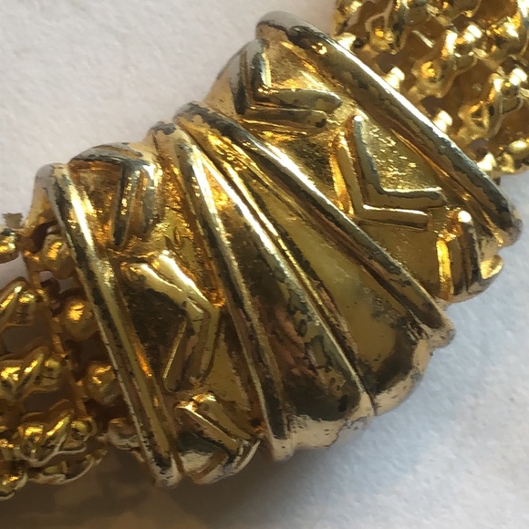 Elegant Vintage Gold Tone Mesh Women's Chunky Retro Necklace - Picture 4 of 6